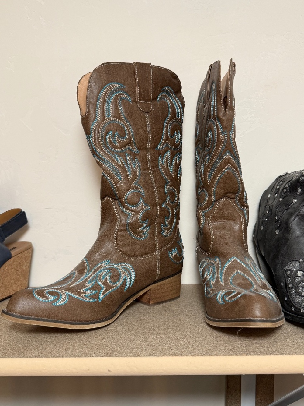 Women’s cowboy boots